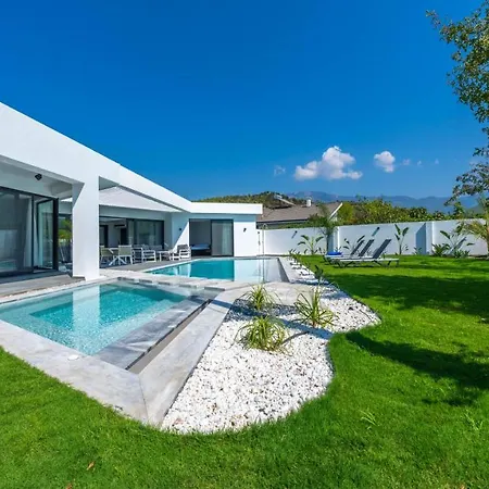 Azize * フェティエ