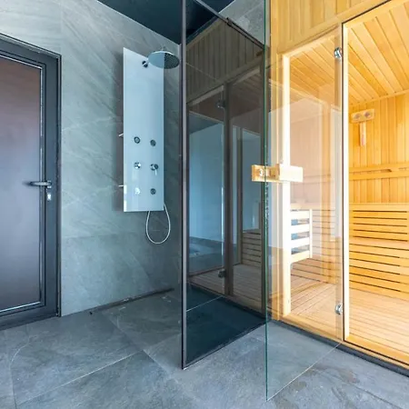 Azize * フェティエ